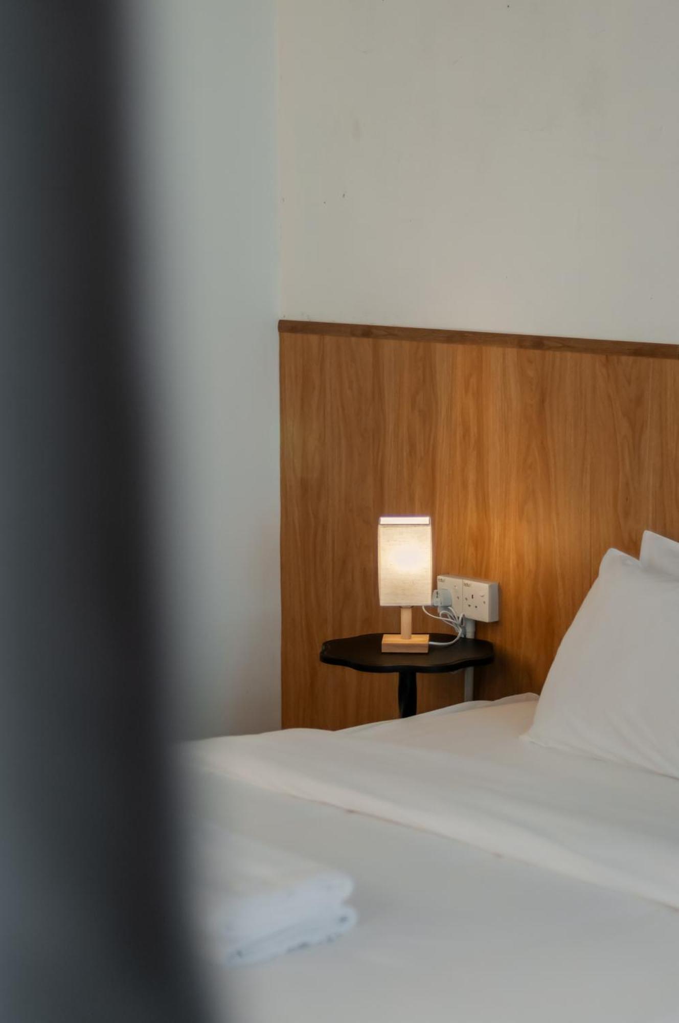 Aayu Chowrasta - 3 Mins Walk To Penang Road Chendul Hotel George Town