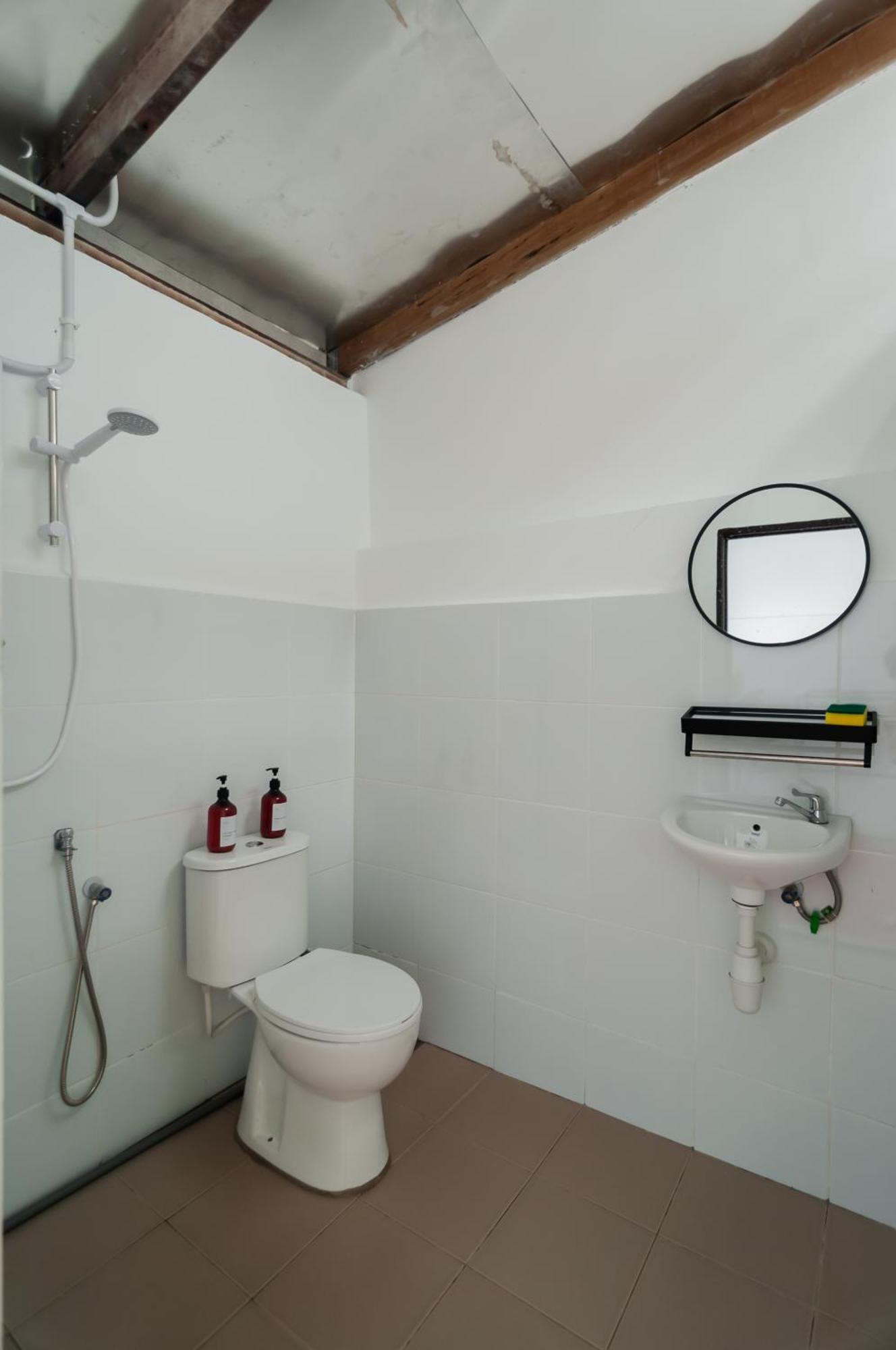 Aayu Chowrasta - 3 Mins Walk To Penang Road Chendul *